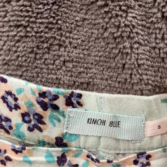 Kimchi Blue - SMALL- A-Line Skirt with Floral Pattern Urban Outfitters Zip Rayon - Picture 3 of 9